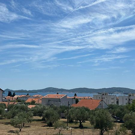 Apartman Lorna Turanj Bagian luar foto