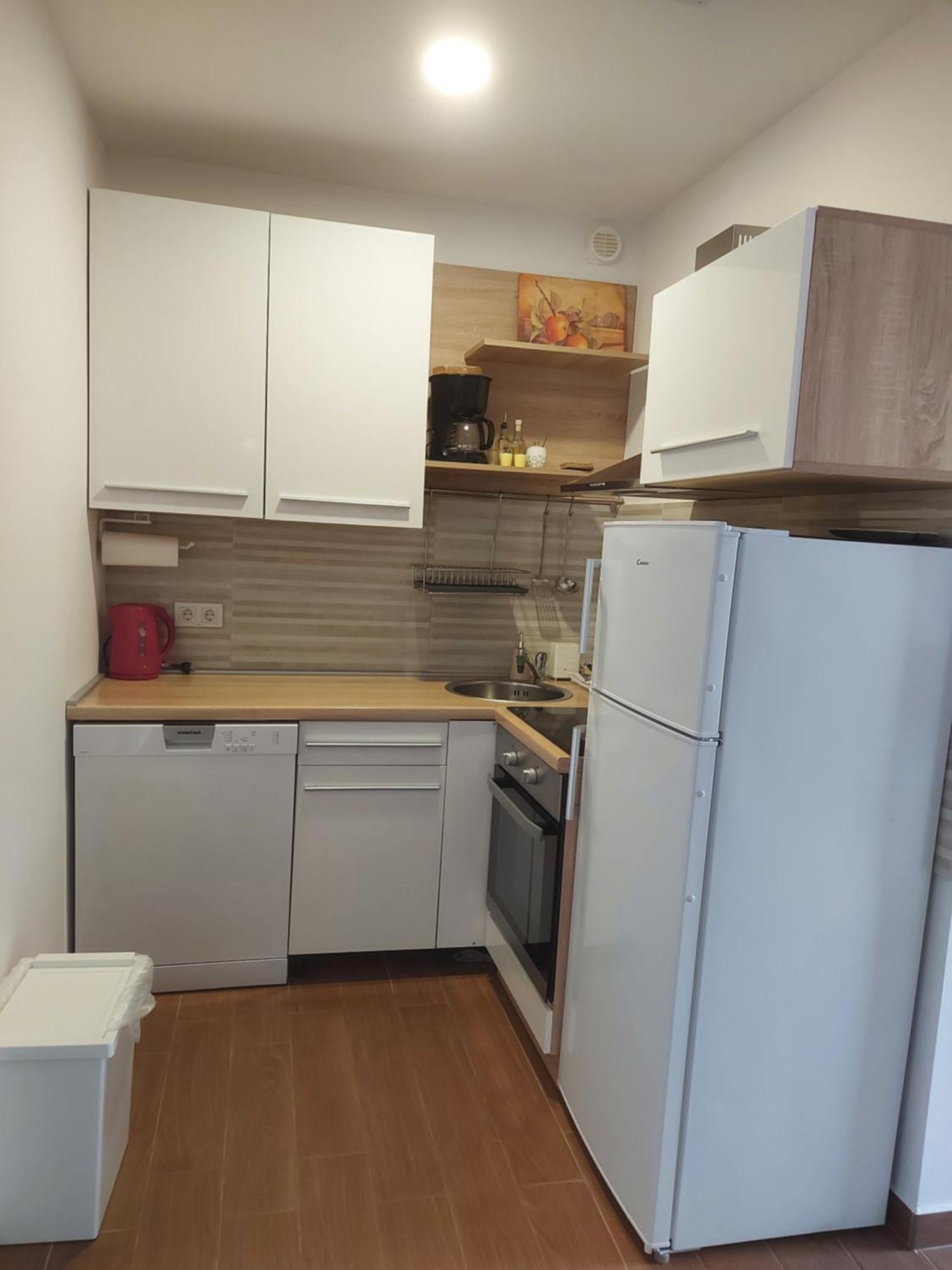 Apartman Lorna Turanj Bagian luar foto